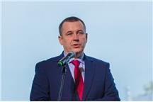 Henryk Baranowski jest prezesem PGE od 31 marca 2016 roku Henryk Baranowski jest prezesem PGE od 31 marca 2016 roku